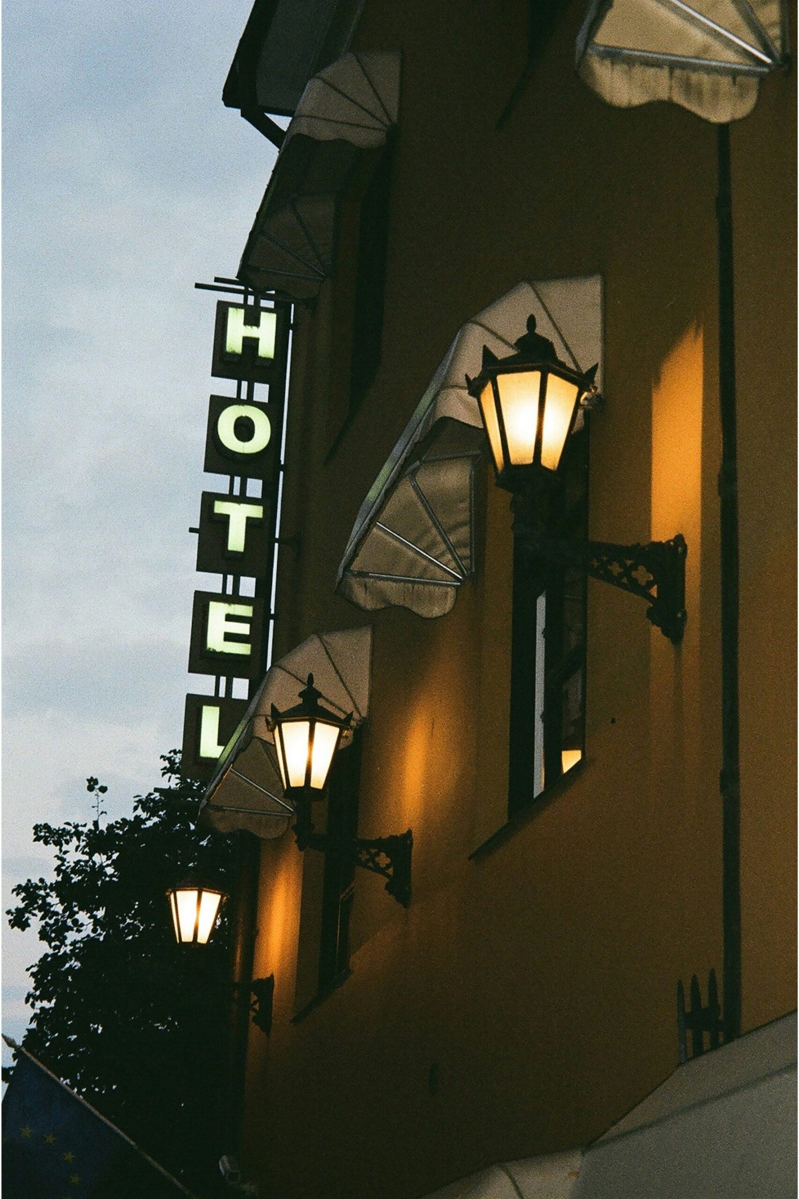 Hotel Booking